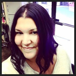 Meet your Posher, Melissa